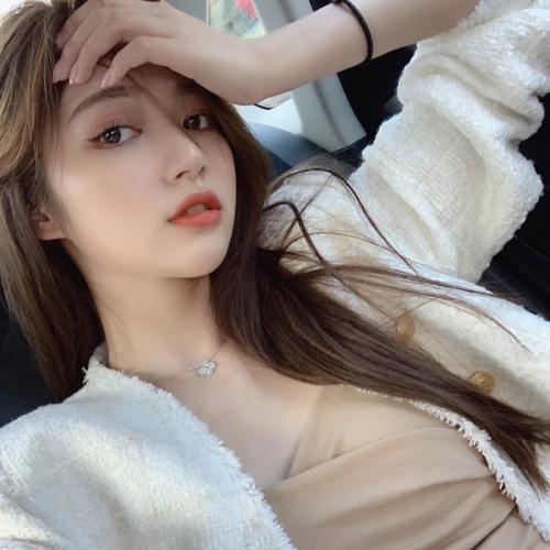 皇室风采：展现优雅高贵的20张女生头像
