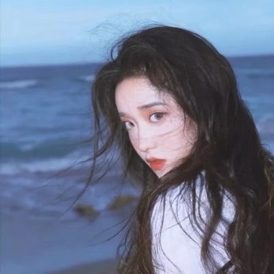 冷艳霸气：展现高冷女生头像，透露出高冷霸气的感觉