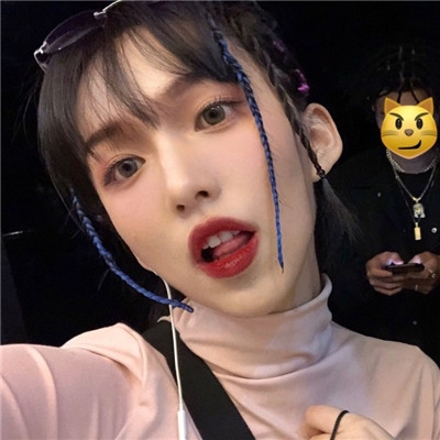 柔情细腻：展现别具韵味的细腻女生头像，带来独特的展示效果