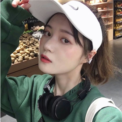 柔情细腻：展现别具韵味的细腻女生头像，带来独特的展示效果