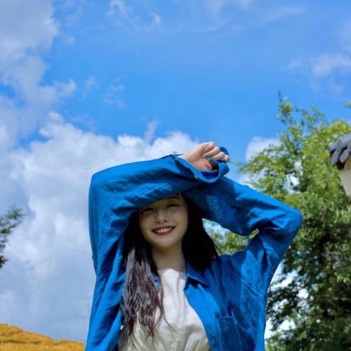 迷人魅力：赏心悦目的女生头像，散发愉悦与美好的气息