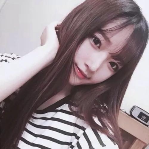 迷人魅力：赏心悦目的女生头像，散发愉悦与美好的气息