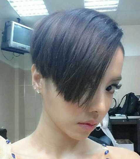 帅气女生长发发型图 帅气女生发型