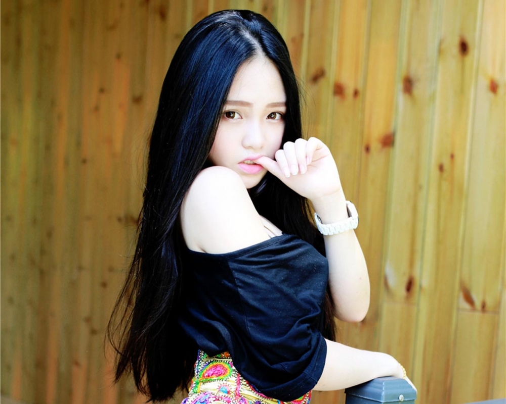 嫩模佩佩Cassie清纯户外写真电脑壁纸