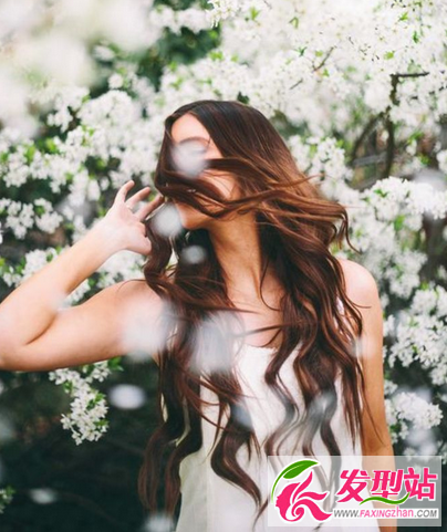 女生长发发型图片大全  唯美长发女神范发型图片大全
