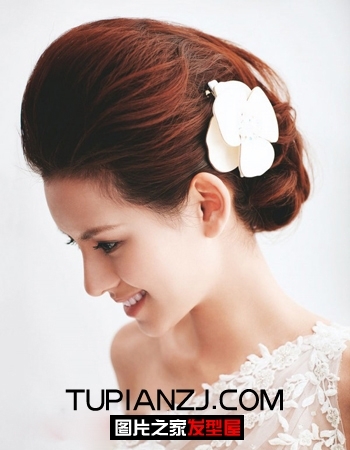 复古新娘旗袍发型 最流行的欧美新娘发型图片