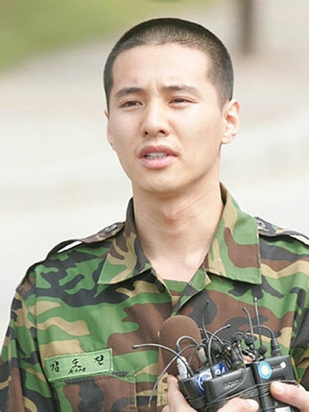韩国男神们 掀起你的刘海来