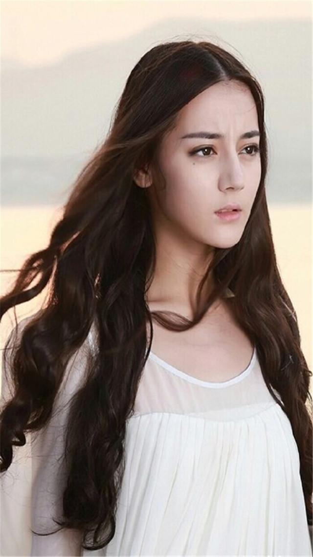 喷血美女手机壁纸 欧美气质性感女神艾玛沃特森高清手机壁纸
