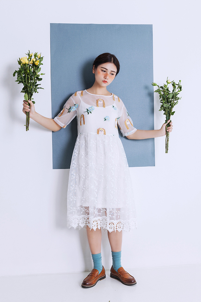 小清新美女手机壁纸 夏日清新养眼美女手机壁纸图片大全