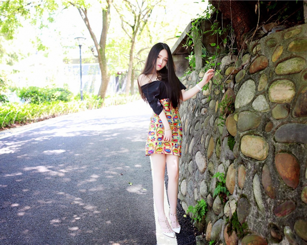 嫩模佩佩Cassie清纯户外写真电脑壁纸
