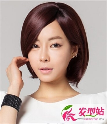 可爱女生短发烫发发型 俏皮可爱的短发女生韩式烫发图片