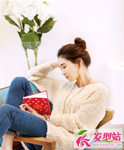 小脸可爱女生发型图 中长直发女生内扣梨花头时尚发型图片