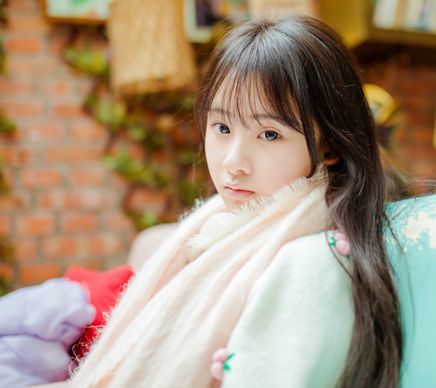 欧美女手机壁纸小清新自然 欧美女孩手机壁纸大图