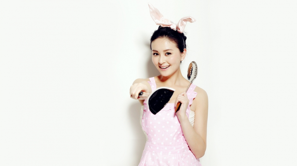 美女明星戴娇倩性感写真电脑桌面壁纸