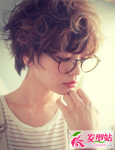 女生短发发型大全 袁姗姗短发直发发型图片