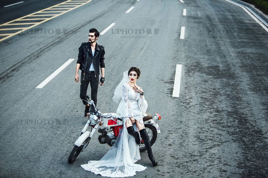 MOTORCYCLE STREET 婚纱照