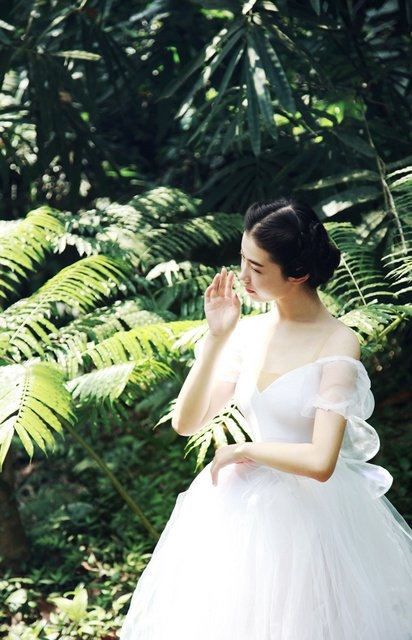 小清新静谧意境张辛苑写真照