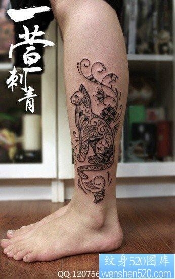 腿部潮流的图腾猫咪纹身图片