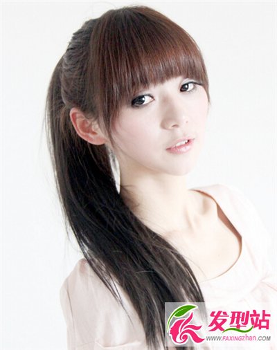 女生长发发型复古扎发 长发女生拍写真扎什么发型好看
