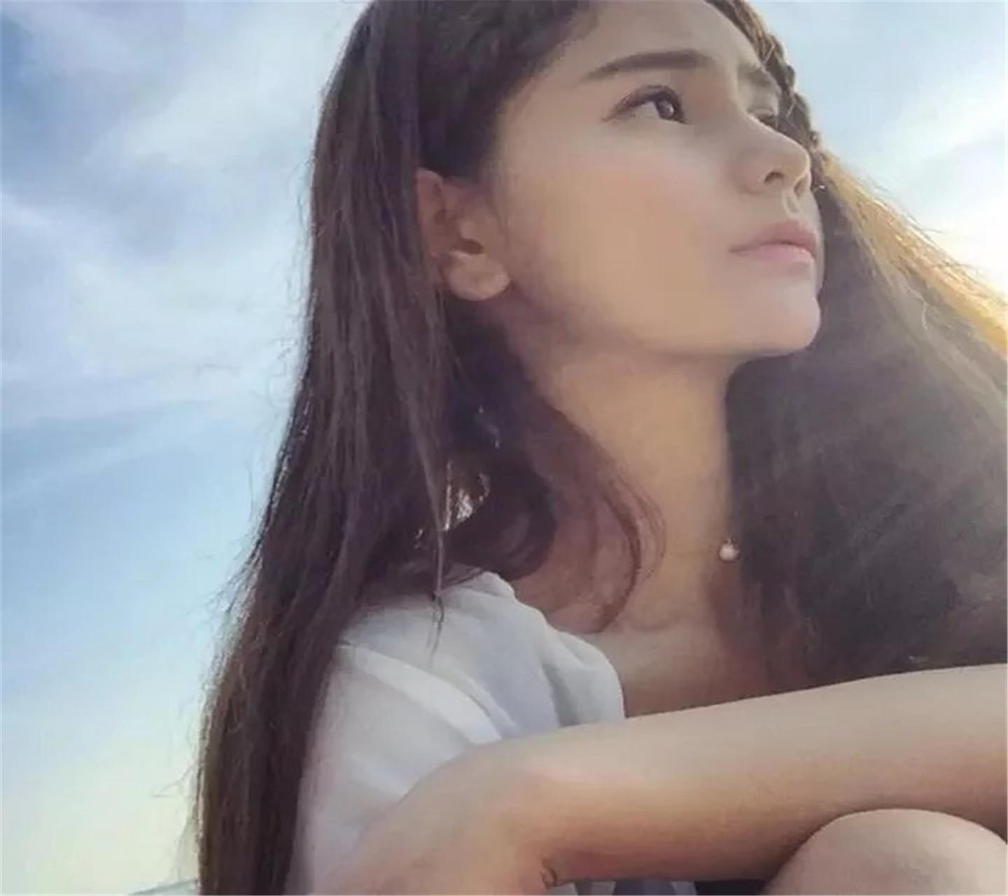 韩国清纯甜美美女手机桌面壁纸下载