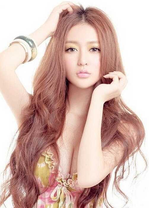 女生长发大卷发型图片 气质女生长发波浪大卷发图片