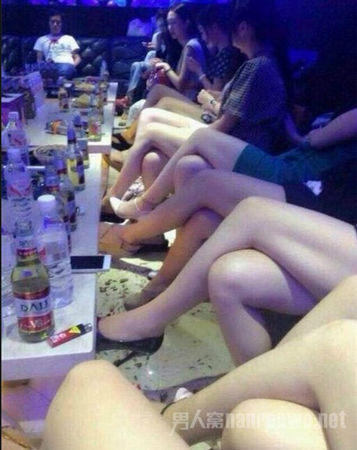 你确定要走这条路吗？姑娘你看清楚在说话啊！