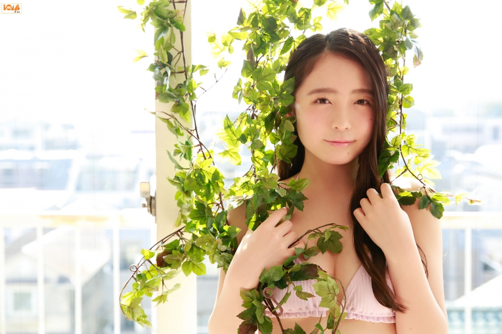 日本比基尼美女中野佑美甜美写真电脑桌面壁纸