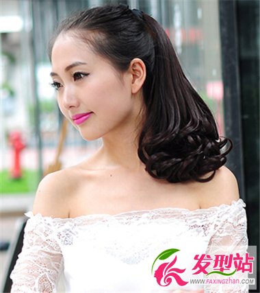女生长发发型复古扎发 长发女生拍写真扎什么发型好看