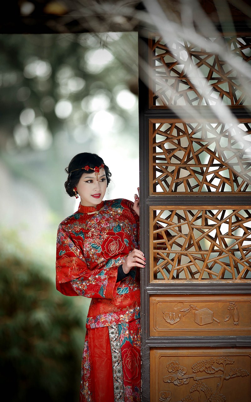 古典妖艳美女手机壁纸 清纯美女复古写真手机壁纸精选图片