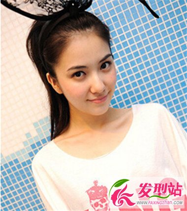 女生长发发型复古扎发 长发女生拍写真扎什么发型好看