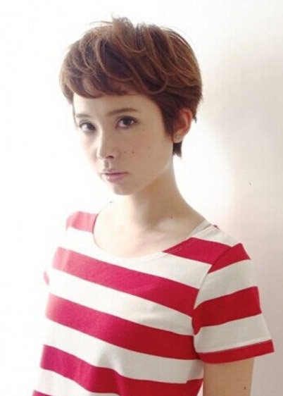 女生短发刘海怎么弄好看