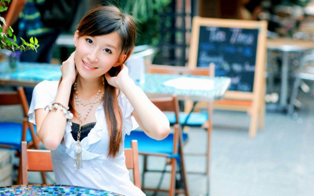 清纯唯美美女写真图片桌面壁纸