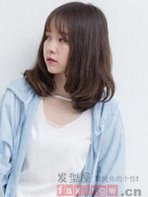 半长不短的发型怎么打理  百变时尚不尴尬