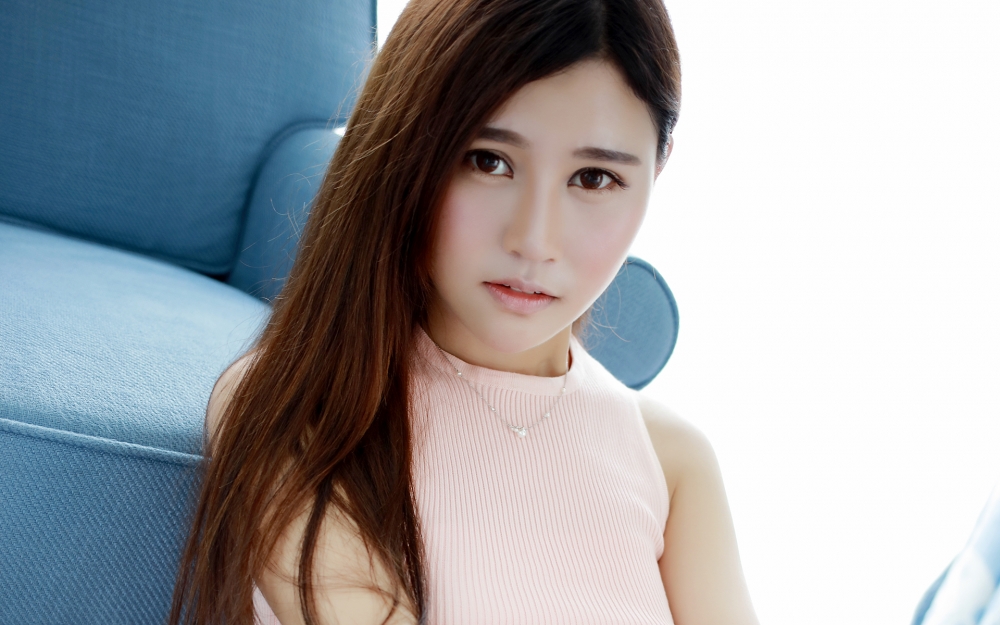 性感嫩模Milk楚楚室内私房诱惑写真电脑桌面壁纸