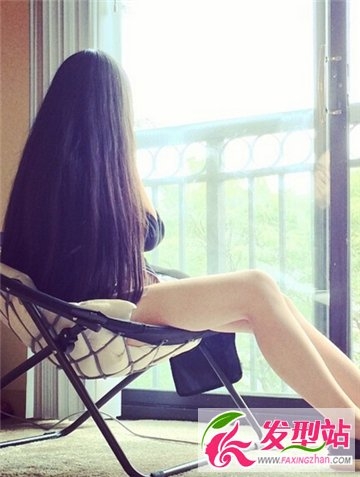姑娘如花似玉的长发发型 感性时尚绝代佳人