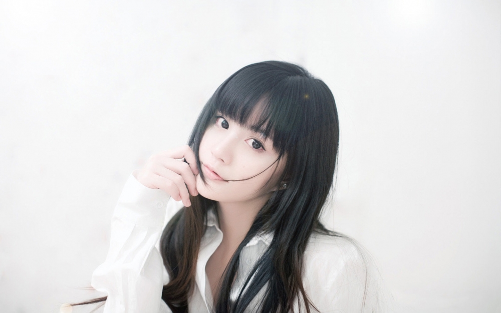 清纯唯美美女写真图片桌面壁纸