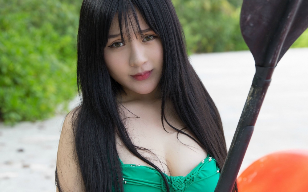性感比基尼大胸嫩模八宝icey写真高清壁纸