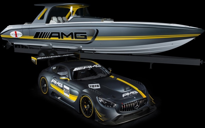 2016款奔驰AMG GT3桌面壁纸