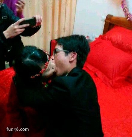 哥们，结个婚你是要把你媳妇吃了吗？