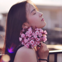 走路一阵风 小清新唯美女生qq头像