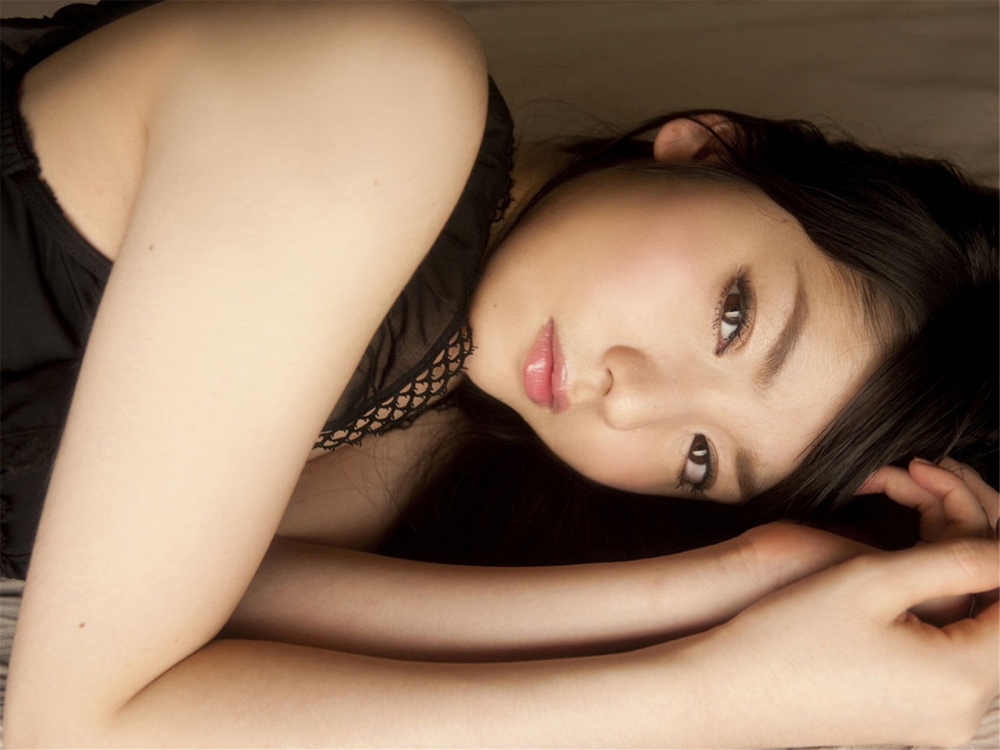 精选性感养眼的居家美女诱惑高清图片桌面壁纸