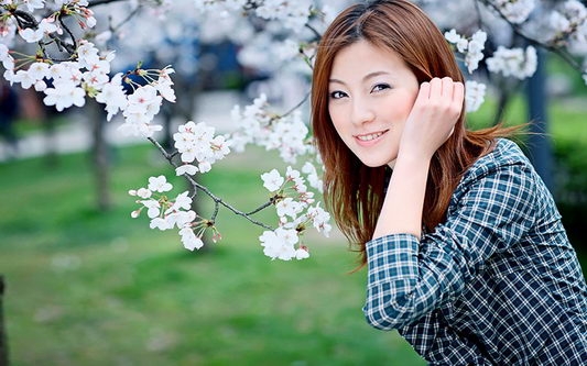 邻家美女写真壁纸下载 1440X900【14P】