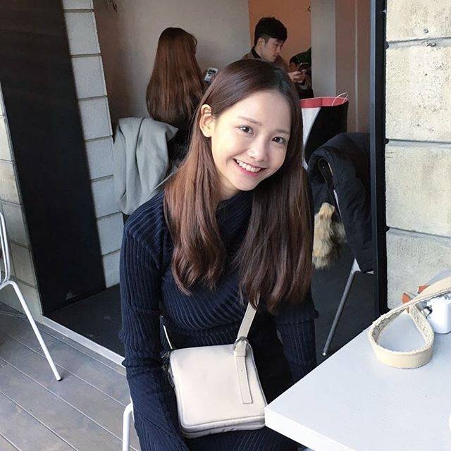 korea girl 夏允秀