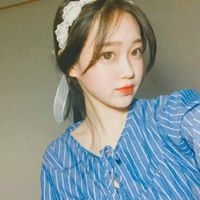 走路一阵风 小清新唯美女生qq头像