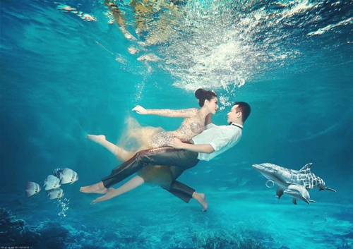 充满创意的浪漫婚纱唯美图片
