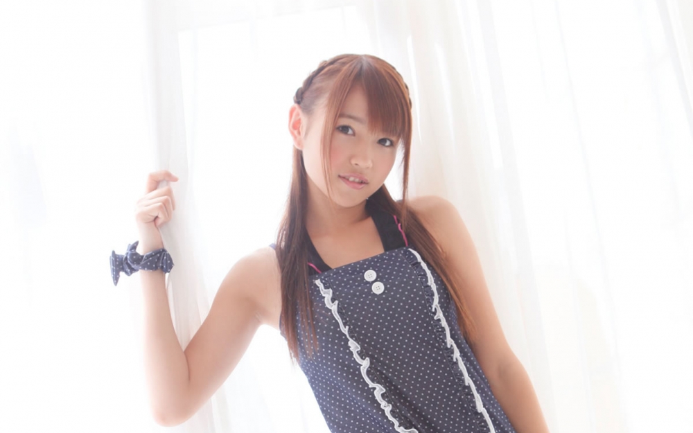 日本美少女团体甜美写真电脑桌面壁纸
