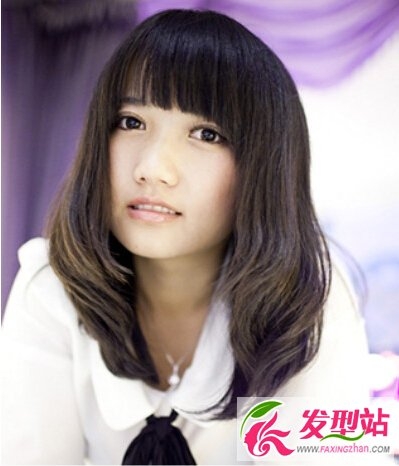 中长发娇美姑娘 开在最美好年纪的精彩