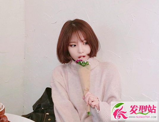 最新圆脸女生短发 2017韩国女生流行短发