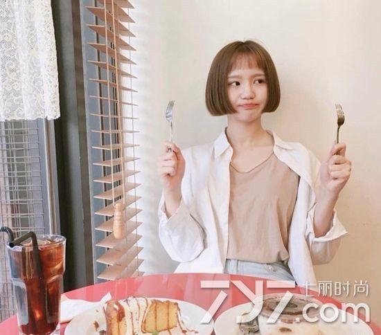 清爽又简单大方的韩式短发图片