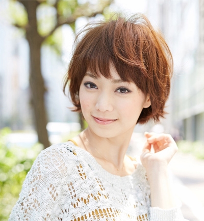 潮流发型女短发 微卷内扣最迷人
